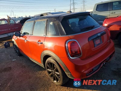 Drugie zdjęcie samochodu z przodu: 2021 MINI COOPER S VIN:WMWXU9C08M2P48120 - miniatura