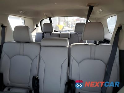Zdjęcie 10 z 13 samochodu: 2025 HONDA PILOT EXL VIN:5FNYG1H4XSB106939 - miniatura