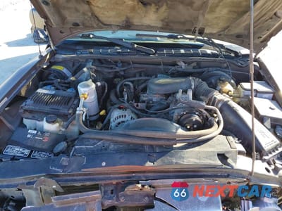 Zdjęcie 11 z 11 samochodu: 1999 CHEVROLET S TRUCK S10 VIN:1GCCS19X0X8198930 - miniatura