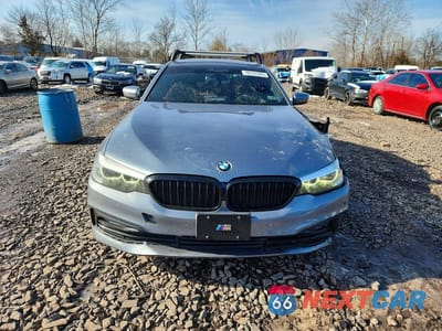 Piąte zdjęcie samochodu w środku: 2018 BMW 530 XI VIN:WBAJA7C51JWA71322 - miniatura