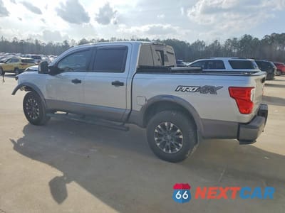Drugie zdjęcie samochodu z przodu: 2019 NISSAN TITAN SV VIN:1N6AA1E58KN502270 - miniatura