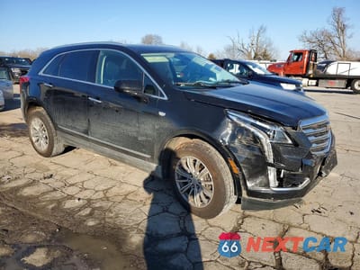 Czwarte zdjęcie samochodu z boku: 2017 CADILLAC XT5 LUXURY VIN:1GYKNBRS5HZ312049 - miniatura