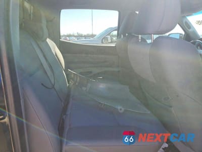 Zdjęcie 10 z 11 samochodu: 2013 TOYOTA TACOMA VIN:5TFLU4EN5DX059734 - miniatura