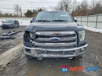 Piąte zdjęcie samochodu w środku: 2017 FORD F150 SUPERCREW VIN:1FTFW1EG2HKD02054 - miniatura