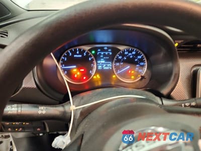 Zdjęcie 9 z 12 samochodu: 2020 NISSAN KICKS VIN:3N1CP5BV2LL533833 - miniatura