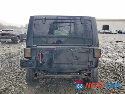 Zdjęcie 6 z 12 samochodu: 2014 JEEP WRANGLER UNLIMITED SPORT VIN:1C4HJWDG6EL309794 - miniatura