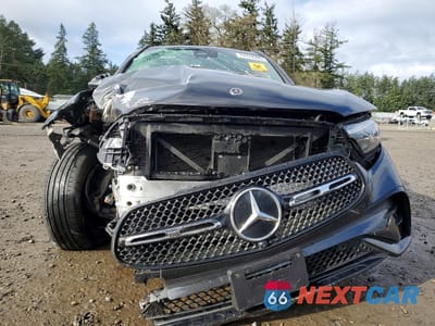 Piąte zdjęcie samochodu w środku: 2025 MERCEDES-BENZ GLC 300 4MATIC VIN:W1NKM4HB4SU080918 - miniatura