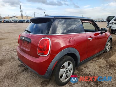 Trzecie zdjęcie samochodu z tyłu: 2016 MINI COOPER VIN:WMWXP5C57G2D14127 - miniatura