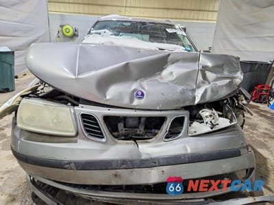 Piąte zdjęcie samochodu w środku: 2005 SAAB 9-5 ARC VIN:YS3ED59A953523809 - miniatura