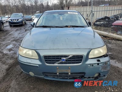 Piąte zdjęcie samochodu w środku: 2005 VOLVO S60 2.5T VIN:YV1RS592752441245 - miniatura