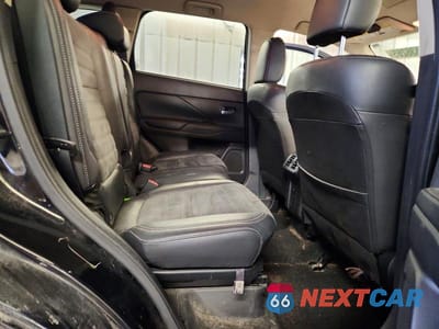 Zdjęcie 11 z 13 samochodu: 2019 MITSUBISHI OUTLANDER SE VIN:JA4AD3A36KZ043317 - miniatura