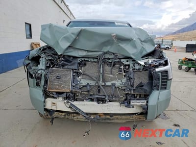 Piąte zdjęcie samochodu w środku: 2025 TOYOTA TUNDRA CREWMAX SR5 VIN:5TFLA5EC1SX037837 - miniatura