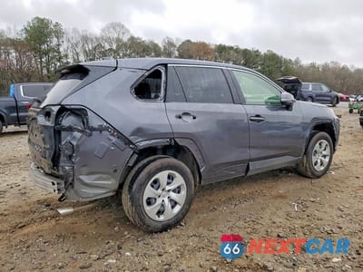 Trzecie zdjęcie samochodu z tyłu: 2025 TOYOTA RAV4 LE VIN:JTMK1RFV0SD131146 - miniatura