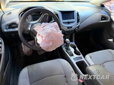 Zdjęcie 9 z 10 samochodu: 2018 CHEVROLET CRUZE LS VIN:1G1BC5SM9J7176866 - miniatura