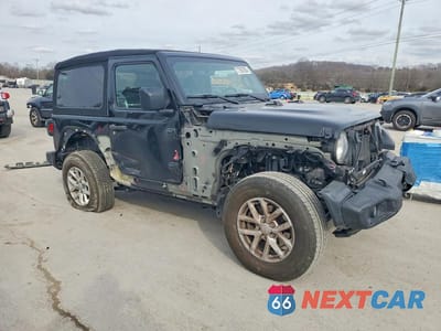 Czwarte zdjęcie samochodu z boku: 2023 JEEP WRANGLER SPORT VIN:1C4GJXANXPW631554 - miniatura