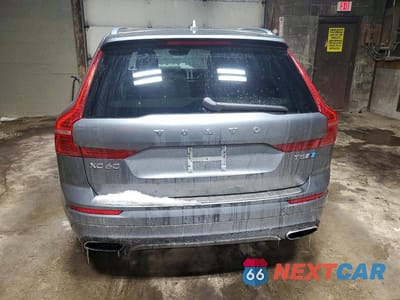 Zdjęcie 6 z 12 samochodu: 2019 VOLVO XC60 T5 R-DESIGN VIN:LYV102RM8KB236343 - miniatura