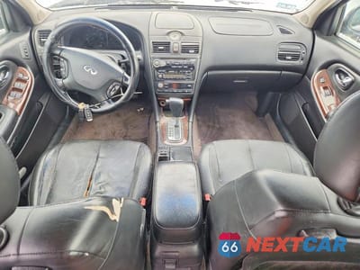 Zdjęcie 8 z 12 samochodu: 2001 INFINITY I30 VIN:JNKCA31AX1T003618 - miniatura