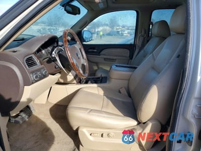Zdjęcie 7 z 13 samochodu: 2012 GMC YUKON DENALI HYBRID VIN:1GKS2GEJ3CR222808 - miniatura