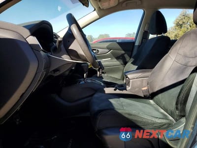 Zdjęcie 7 z 11 samochodu: 2016 NISSAN ROGUE S VIN:5N1AT2MT7GC876788 - miniatura