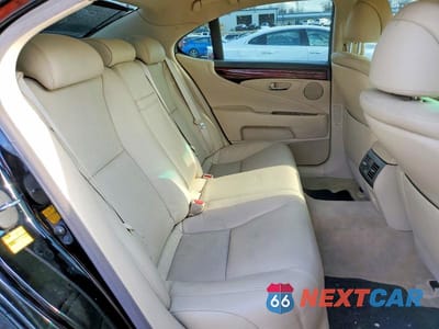 Zdjęcie 10 z 11 samochodu: 2011 LEXUS LS 460 VIN:JTHCL5EF8B5010066 - miniatura