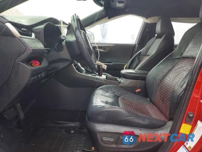 Zdjęcie 7 z 13 samochodu: 2021 TOYOTA RAV4 PRIME XSE VIN:JTMEB3FV1MD056421 - miniatura