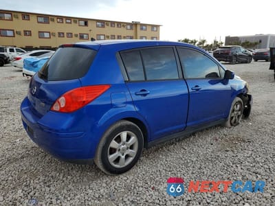 Trzecie zdjęcie samochodu z tyłu: 2012 NISSAN VERSA 1.8 S VIN:3N1BC1CPXCK244883 - miniatura
