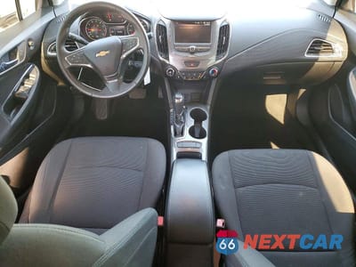 Zdjęcie 8 z 13 samochodu: 2019 CHEVROLET CRUZE LT VIN:1G1BE5SM6K7146106 - miniatura