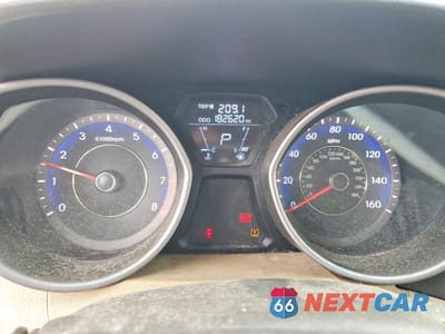 Zdjęcie 9 z 11 samochodu: 2012 HYUNDAI ELANTRA GLS VIN:KMHDH4AE5CU441207 - miniatura