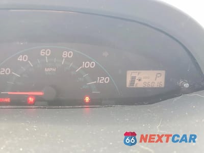 Zdjęcie 9 z 12 samochodu: 2008 TOYOTA YARIS VIN:JTDJT923185201430 - miniatura