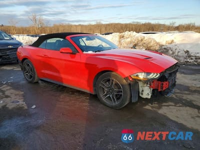 Czwarte zdjęcie samochodu z boku: 2022 FORD MUSTANG VIN:1FATP8UH0N5118850 - miniatura