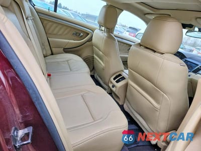 Zdjęcie 10 z 11 samochodu: 2018 FORD TAURUS SEL VIN:1FAHP2E88JG113024 - miniatura