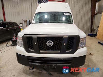 Piąte zdjęcie samochodu w środku: 2019 NISSAN NV 2500 UTILITY / SERVICE VAN VIN:1N6AF0LY7KN806280 - miniatura