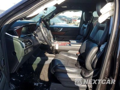 Zdjęcie 7 z 14 samochodu: 2024 LINCOLN NAVIGATOR L VIN:5LMJJ3NG6REL12471 - miniatura