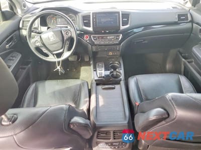 Zdjęcie 8 z 13 samochodu: 2017 HONDA PILOT ELITE VIN:5FNYF6H07HB099759 - miniatura