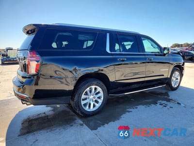 Trzecie zdjęcie samochodu z tyłu: 2023 CHEVROLET SUBURBAN K1500 PREMIER VIN:1GNSKFKD3PR145651 - miniatura