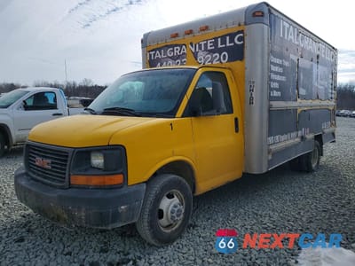 2007 GMC SAVANA BOX TRUCK 1GDHG31U271900688 - główne zdjęcie licytacji z USA - miniatura