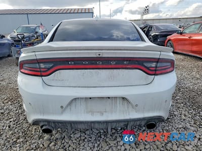 Zdjęcie 6 z 11 samochodu: 2017 DODGE CHARGER SRT HELLCAT VIN:2C3CDXL93HH627405 - miniatura