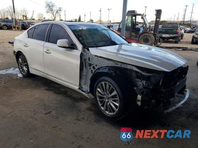 Czwarte zdjęcie samochodu z boku: 2019 INFINITI Q50 LUXE VIN:JN1EV7AP0KM540085 - miniatura