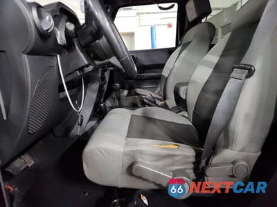 Zdjęcie 7 z 12 samochodu: 2010 JEEP WRANGLER UNLIMITED SPORT VIN:1J4BA3H15AL139457 - miniatura