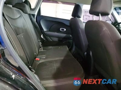 Zdjęcie 11 z 12 samochodu: 2018 KIA SOUL VIN:KNDJN2A27J7574833 - miniatura