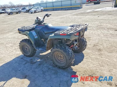 Drugie zdjęcie samochodu z przodu: 2005 POLARIS SPORTSMAN 500 VIN:4XAMH50A05A380482 - miniatura