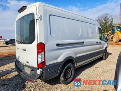 Trzecie zdjęcie samochodu z tyłu: 2019 FORD TRANSIT 250 DELIVERY VAN VIN:1FTYR2CM0KKB08113 - miniatura