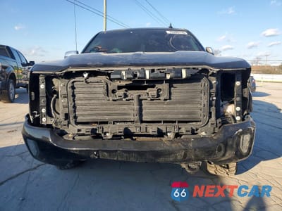 Piąte zdjęcie samochodu w środku: 2016 CHEVROLET SILVERADO K1500 HIGH COUNTRY VIN:3GCUKTEJ2JG531681 - miniatura