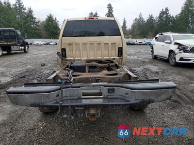 Zdjęcie 6 z 12 samochodu: 2004 CHEVROLET SILVERADO K2500 HEAVY DUTY VIN:1GCHK291X4E134723 - miniatura
