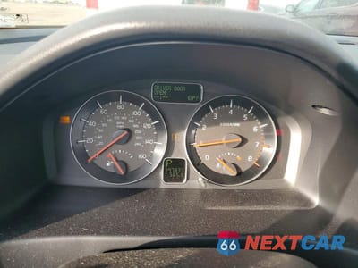 Zdjęcie 9 z 12 samochodu: 2013 VOLVO C30 T5 VIN:YV1672MK3D2309706 - miniatura
