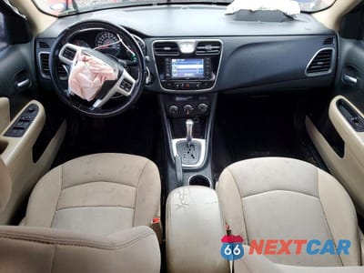 Zdjęcie 8 z 12 samochodu: 2011 CHRYSLER 200 TOURING VIN:1C3BC1FB5BN583917 - miniatura
