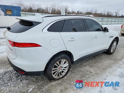 Trzecie zdjęcie samochodu z tyłu: 2017 JAGUAR F-PACE PRESTIGE VIN:SADCK2BV9HA065533 - miniatura