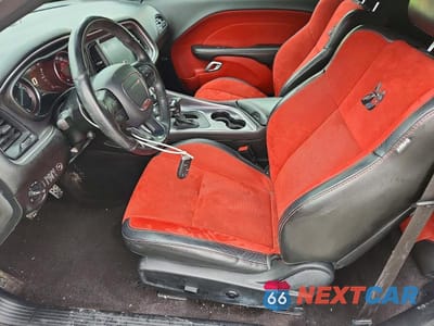 Zdjęcie 7 z 11 samochodu: 2018 DODGE CHALLENGER VIN:2C3CDZFJXJH326346 - miniatura