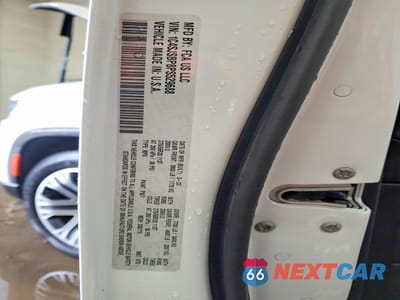 Zdjęcie 13 z 14 samochodu: 2023 JEEP WAGONEER L SERIES II VIN:1C4SJSBP8PS529688 - miniatura