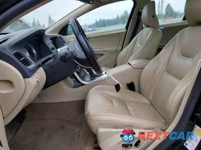 Zdjęcie 7 z 12 samochodu: 2013 VOLVO S60 T5 VIN:YV1612FH2D2186922 - miniatura
